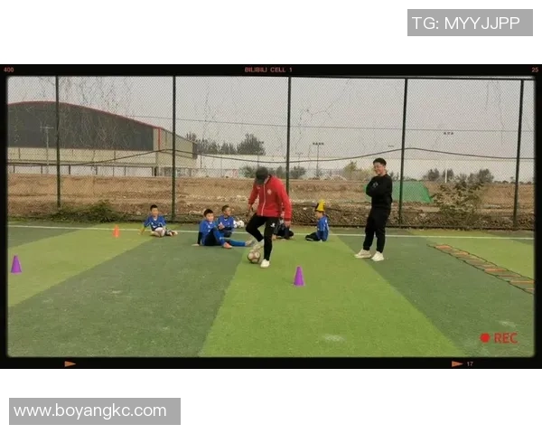 无基础小学生足球游戏轻松入门技巧与趣味玩法分享